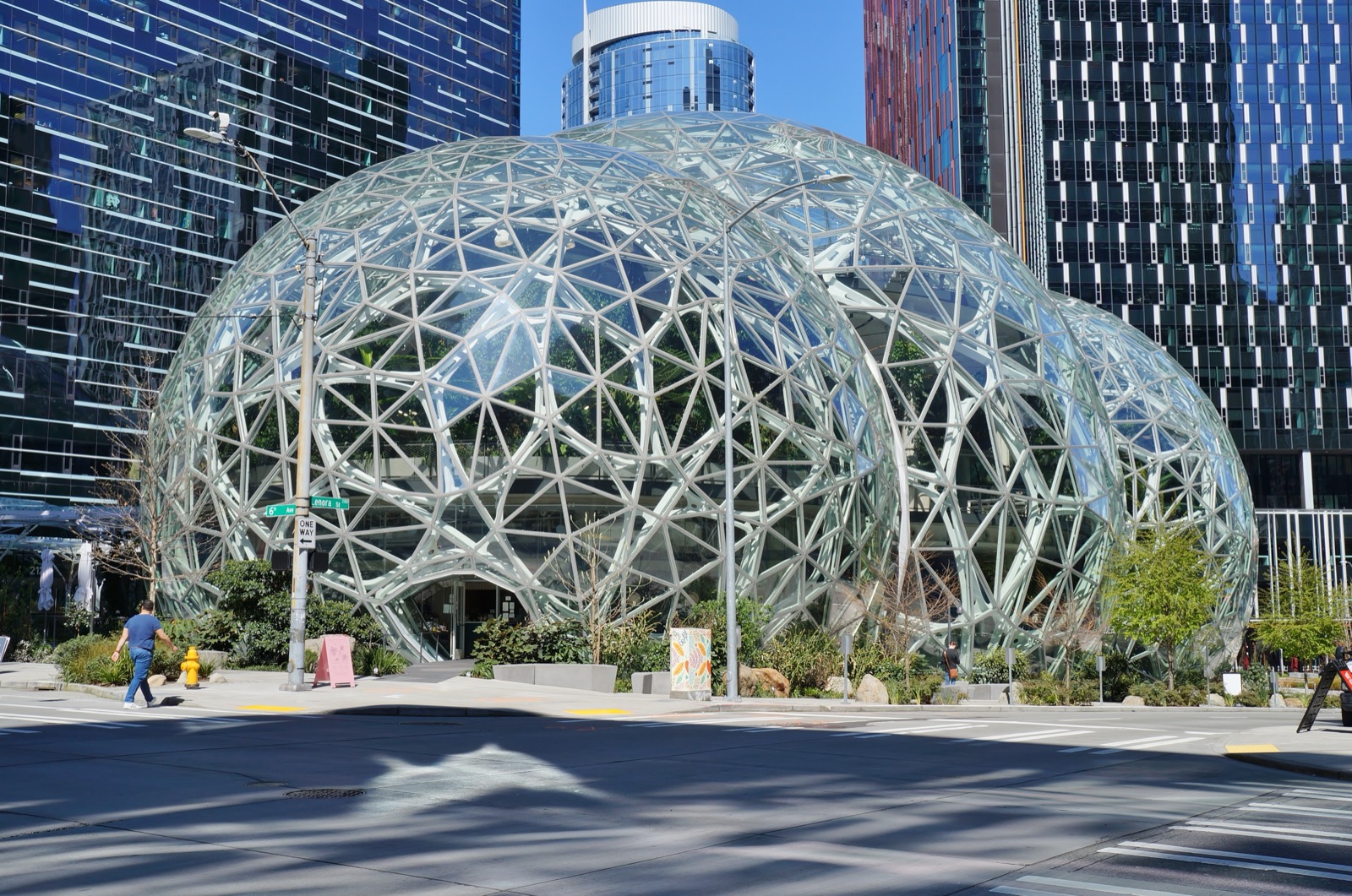 The Amazon Spheres, a workplace and conservatory on the Amazon headquarters campus in Seattle, seen from 6th Avenue
